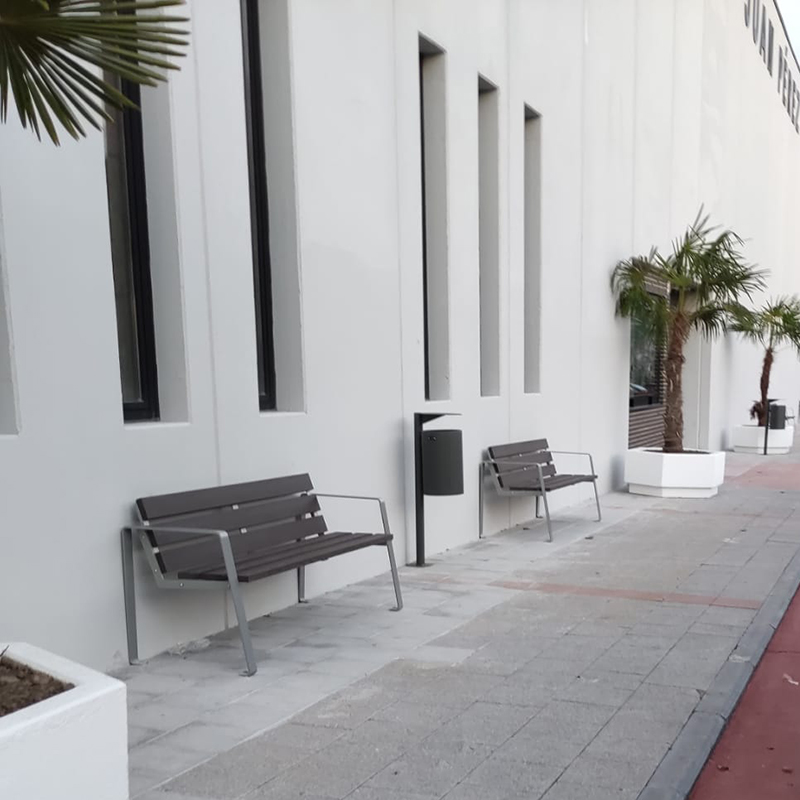 ✓✓ La importancia de ser fabricantes de mobiliario urbano sostenible