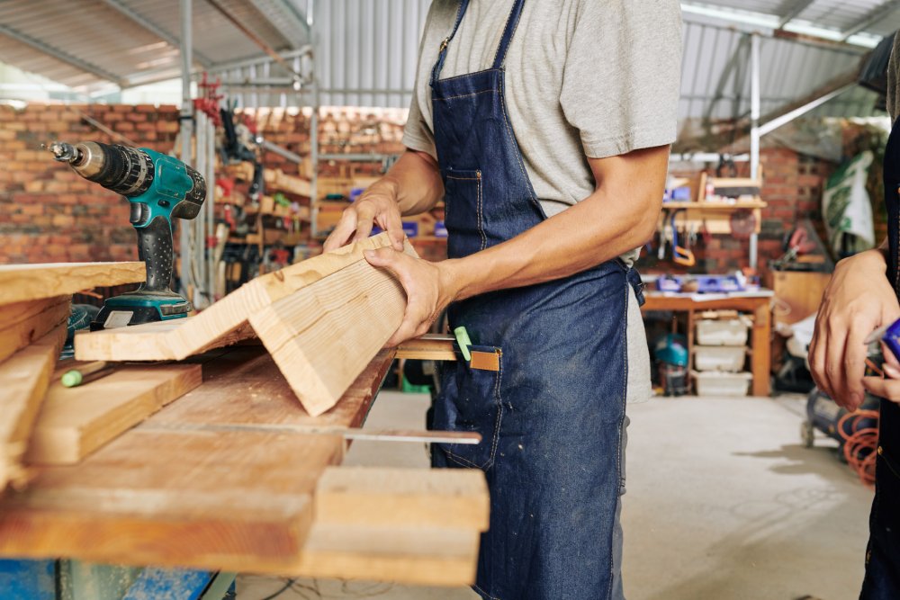 Madera plastica reciclada: el futuro del mobiliario urbano