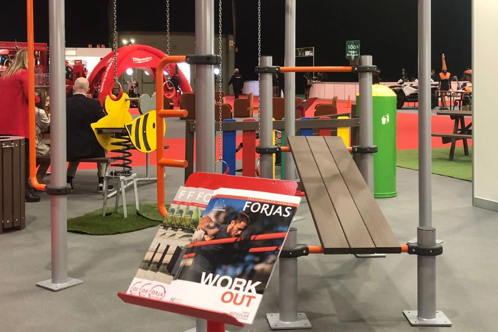 Los aparatos de gimnasia al aire libre de Forjas viajan a la Feria Internacional de Galicia ABANCA